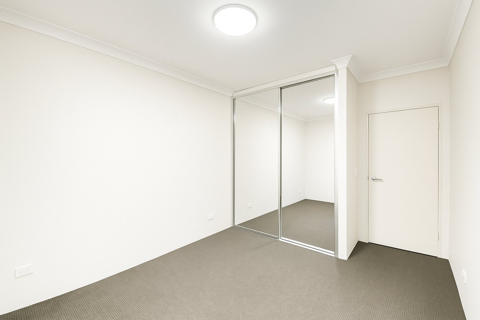 3/28 Castlereagh Street LIVERPOOL 5