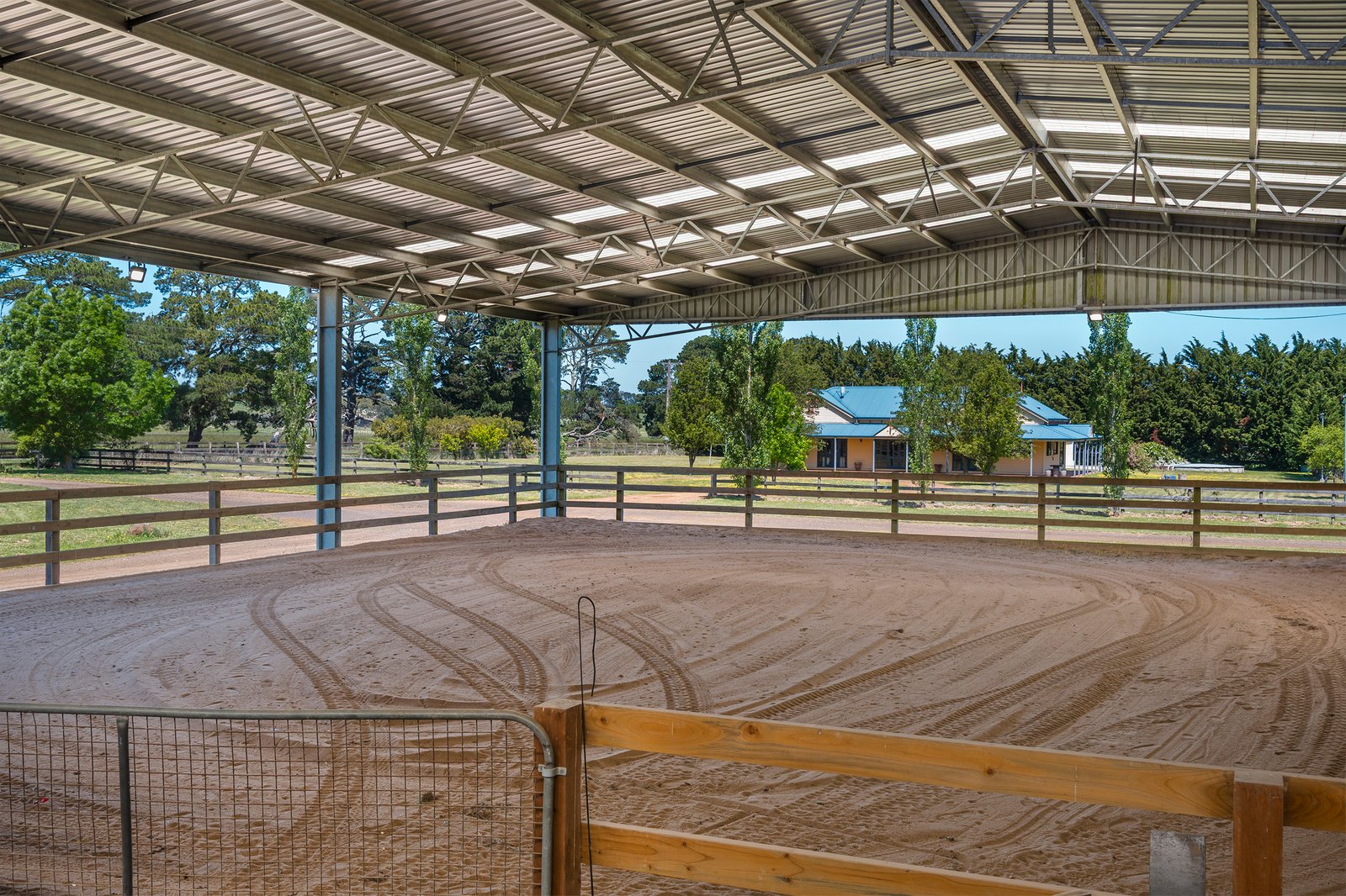 Real Estate and Property in 328 Portingales Lane, Romsey, VIC