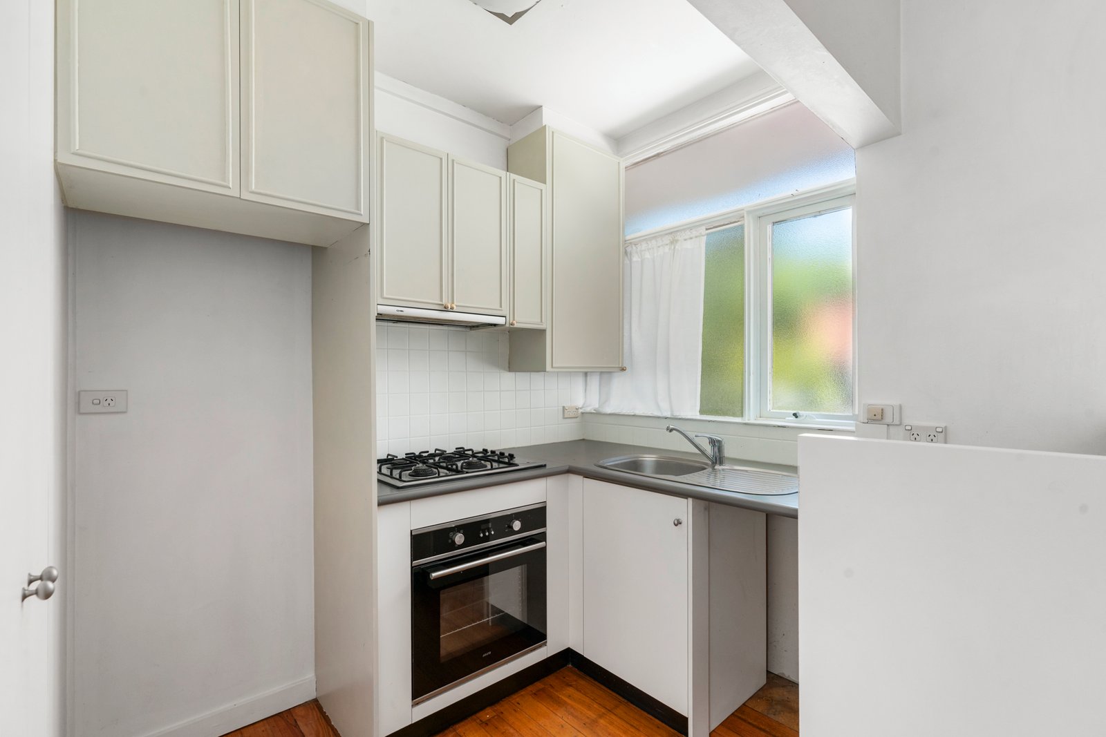 Gallery: 3/282 Barkly Street