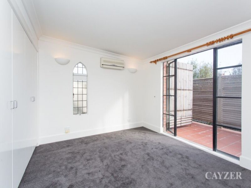 Gallery: 3/288 Richardson Street
