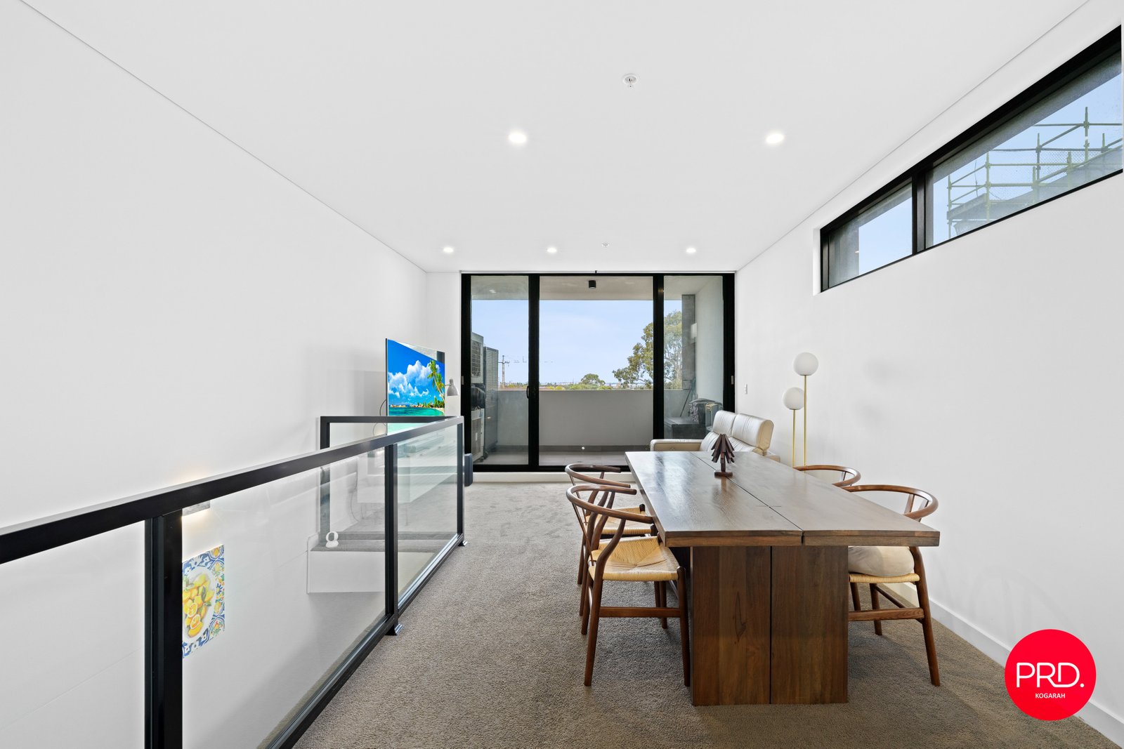 328/93 Regent Street KOGARAH 3