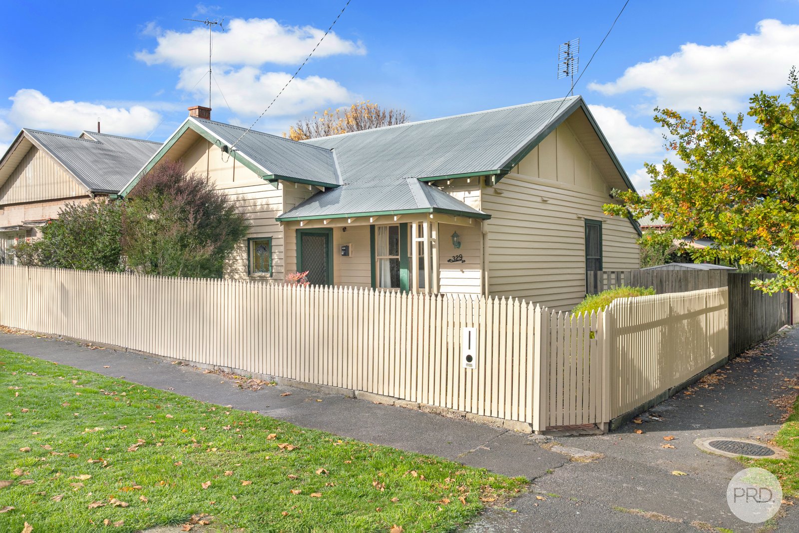 329 Drummond Street South BALLARAT CENTRAL 9