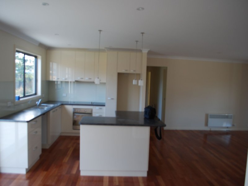 3/29 Henty Close OLD BEACH 2