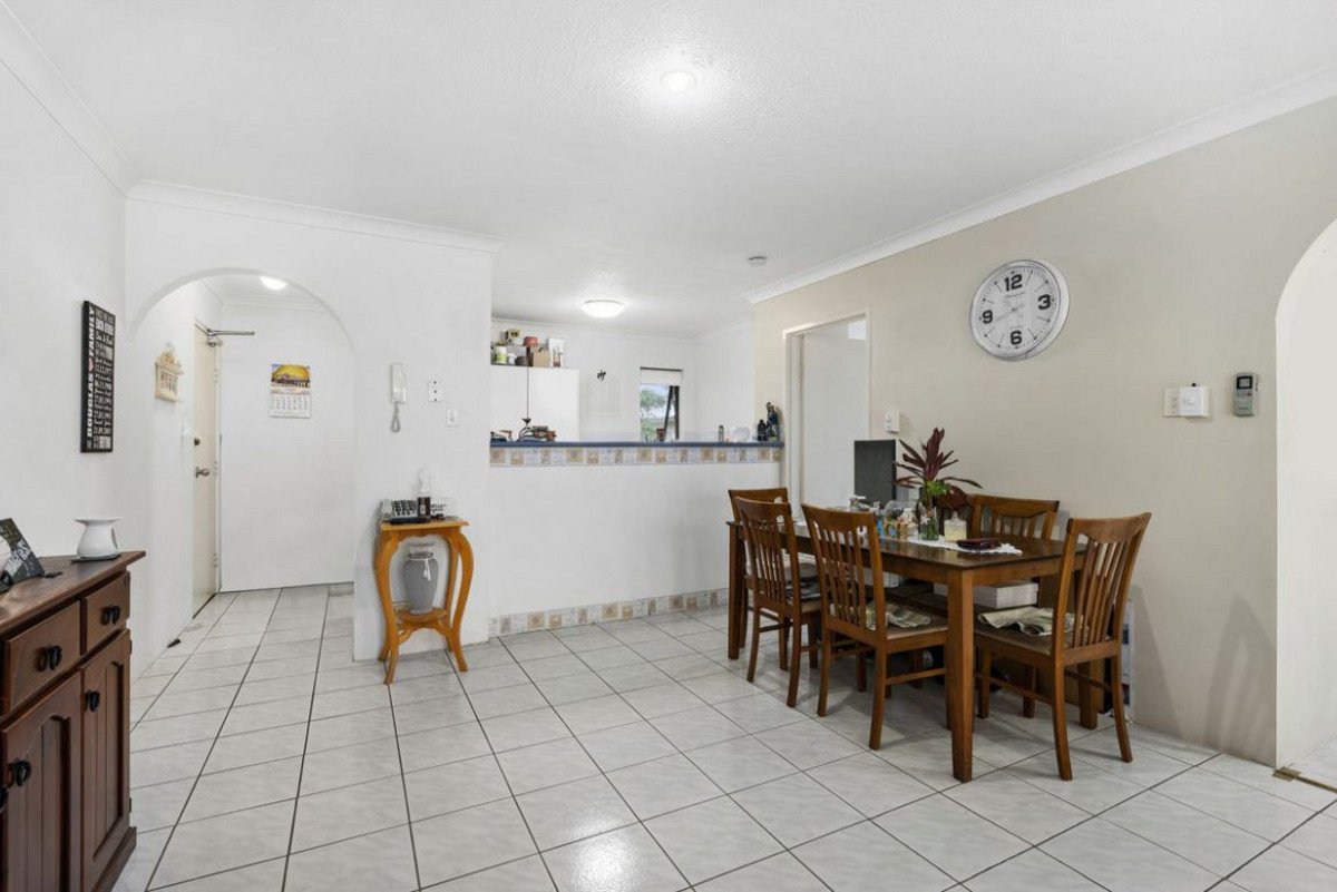 3/29 Imperial Parade Labrador 4