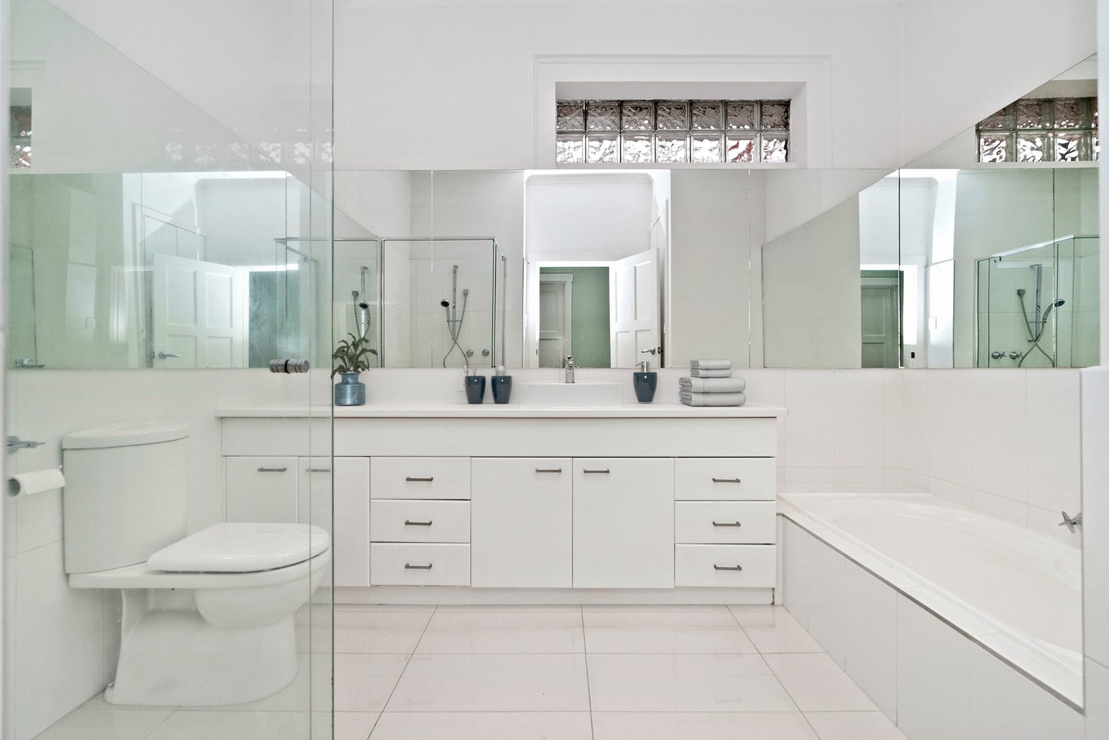 Real Estate and Property in 3/29 Kinkora Road , Hawthorn, VIC