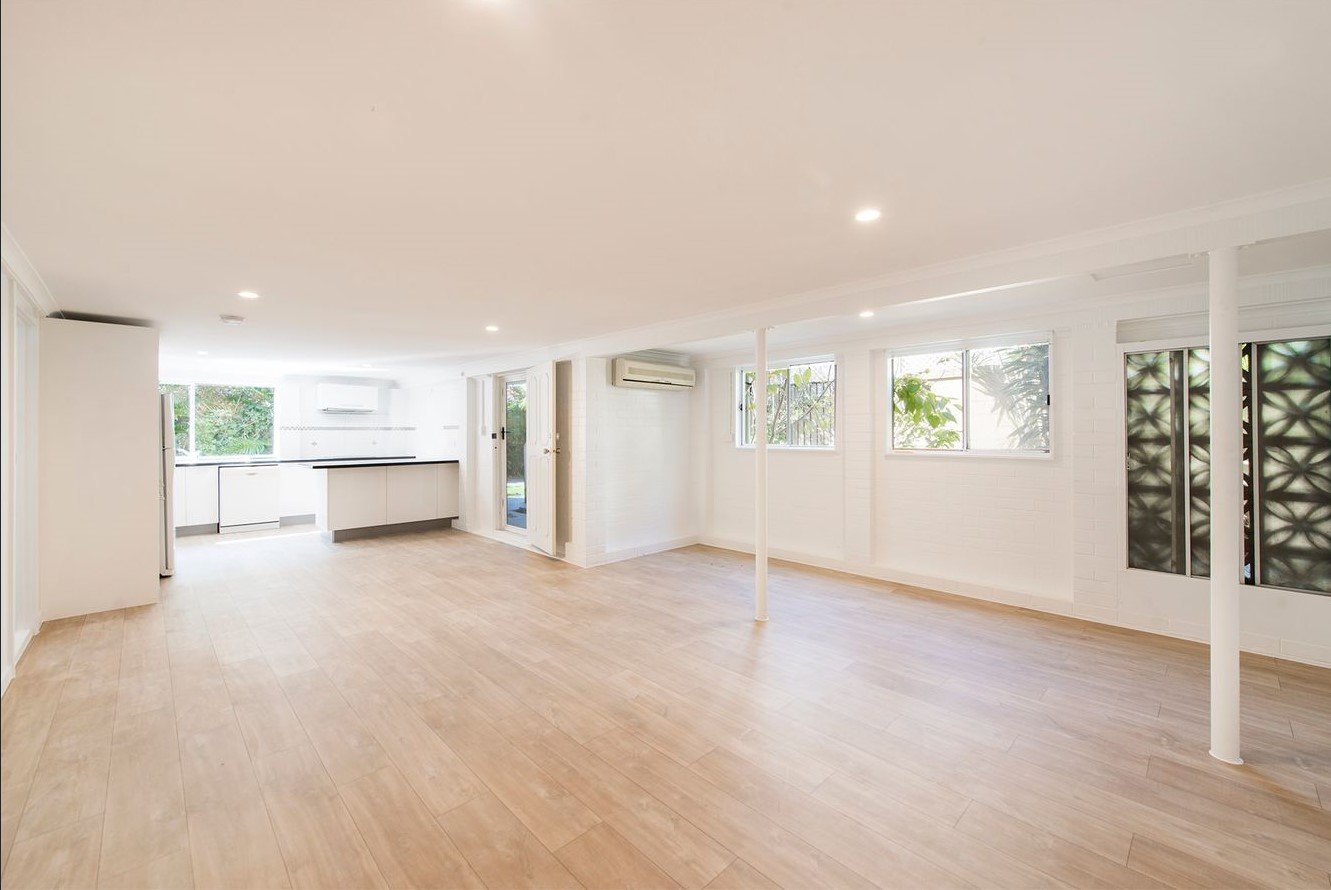 3/29 Seaside Avenue MERMAID BEACH 2