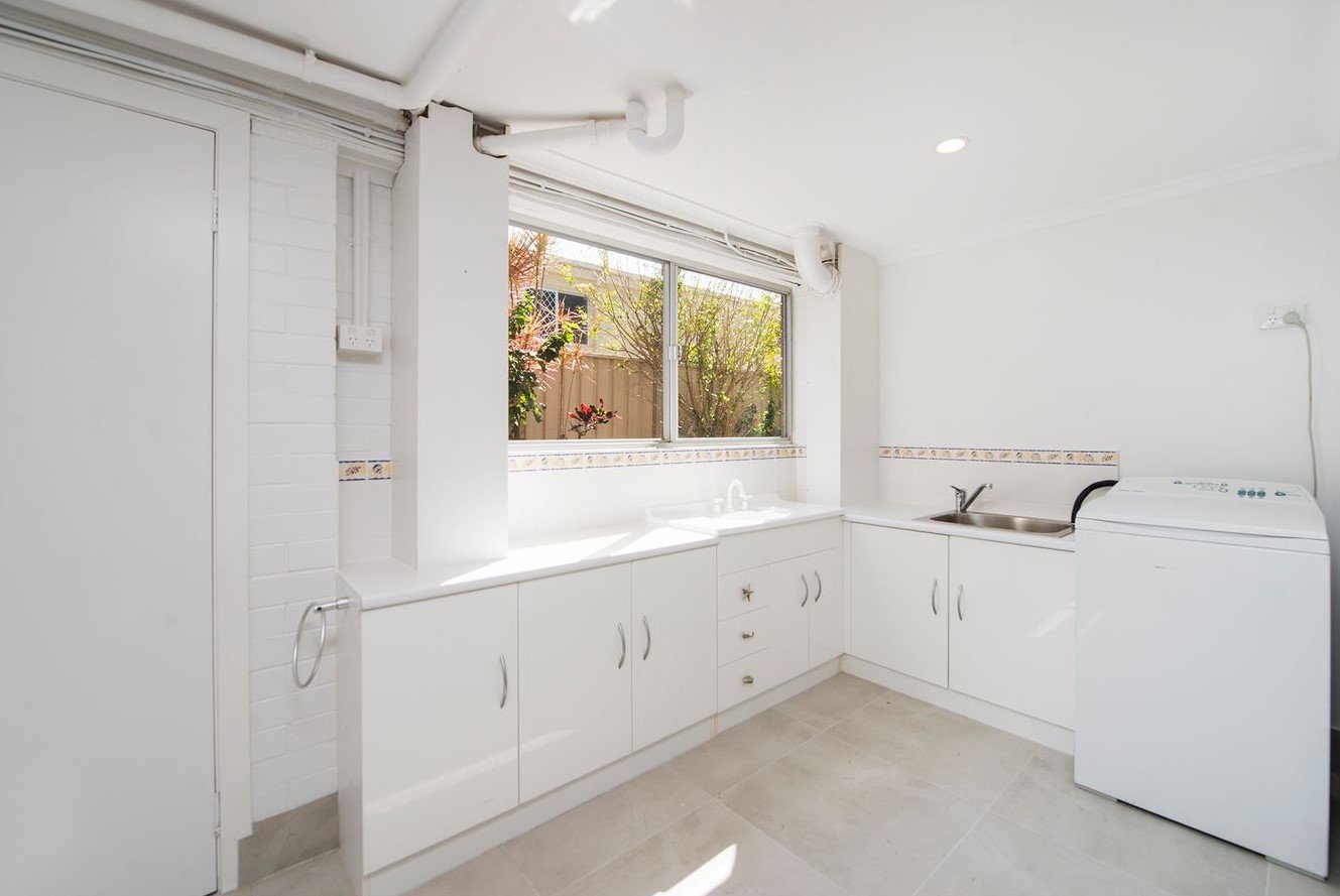 3/29 Seaside Avenue MERMAID BEACH 9