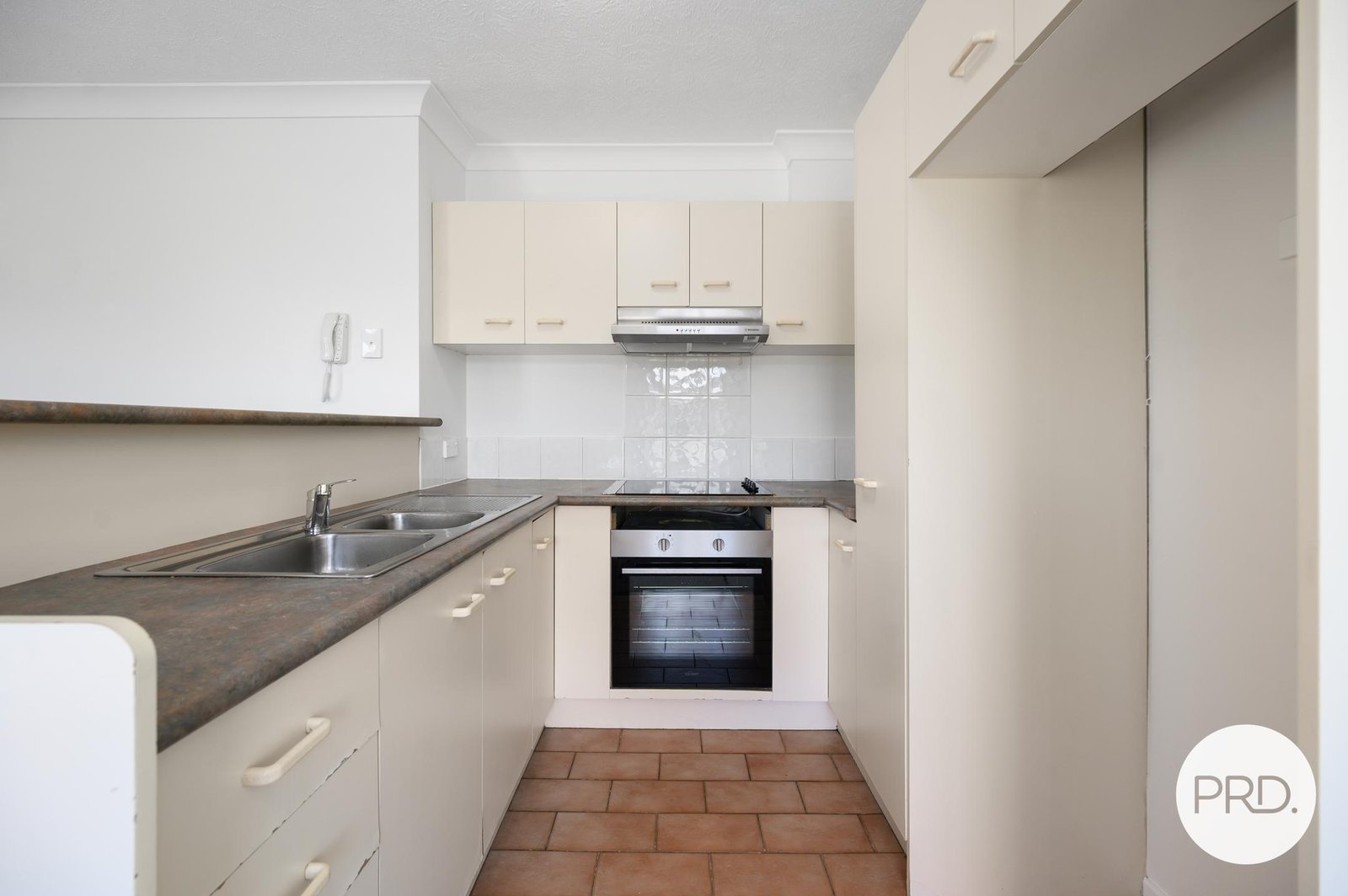 32/9 Tweed Street SOUTHPORT 4