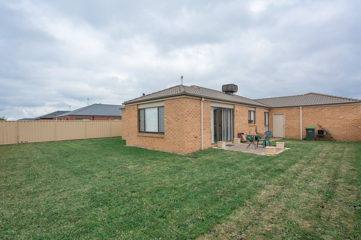 Gallery: 329 Vickers Street