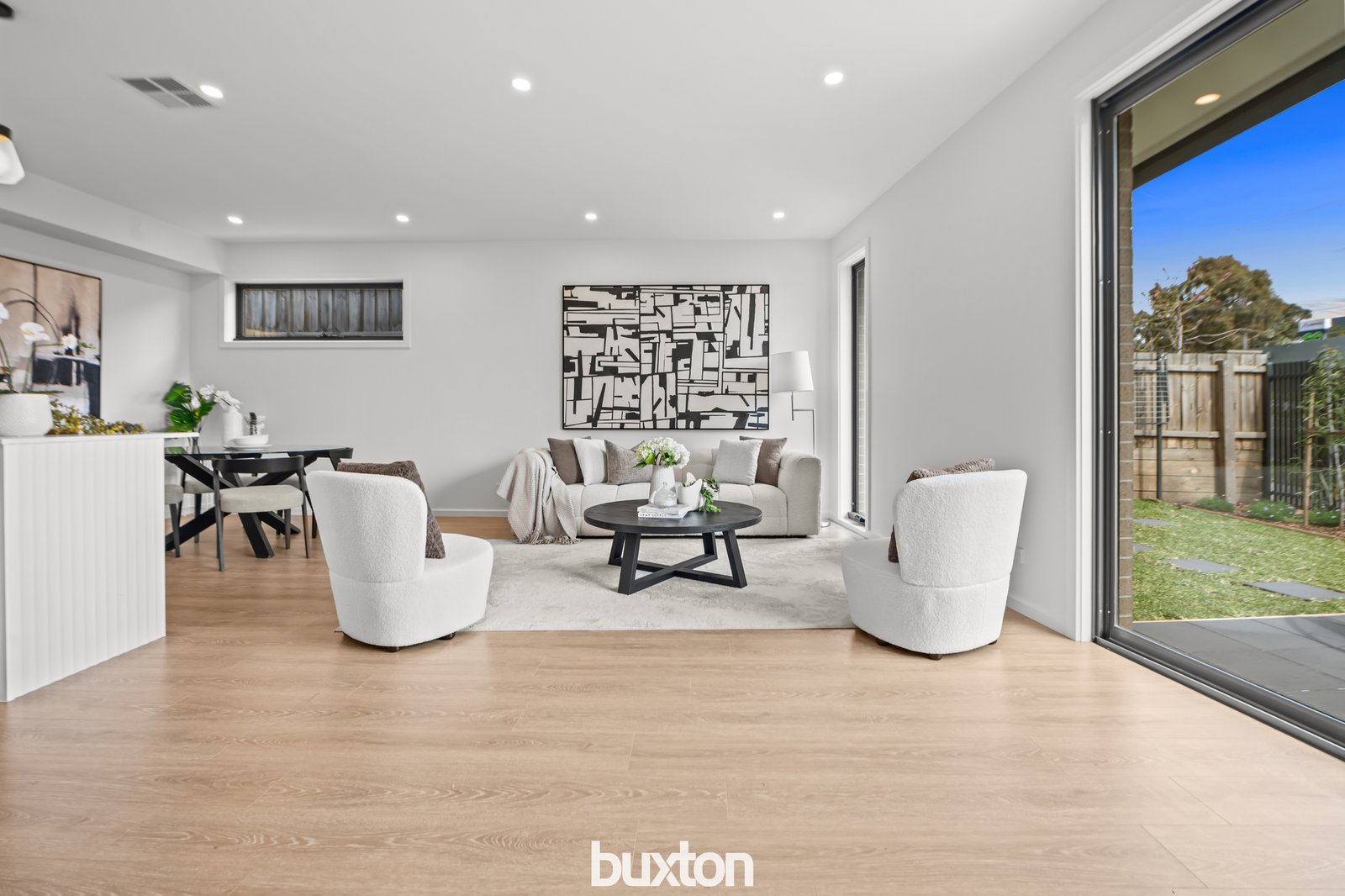 Gallery: 329 Wantirna Road