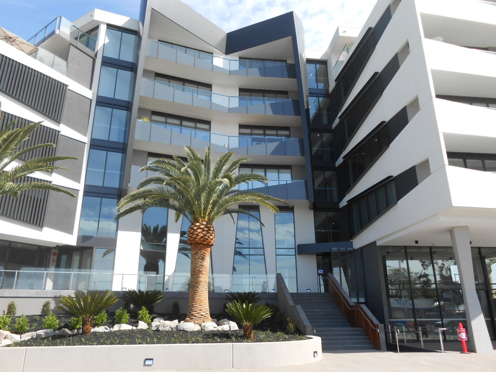 Gallery: 329/222 Bay Road