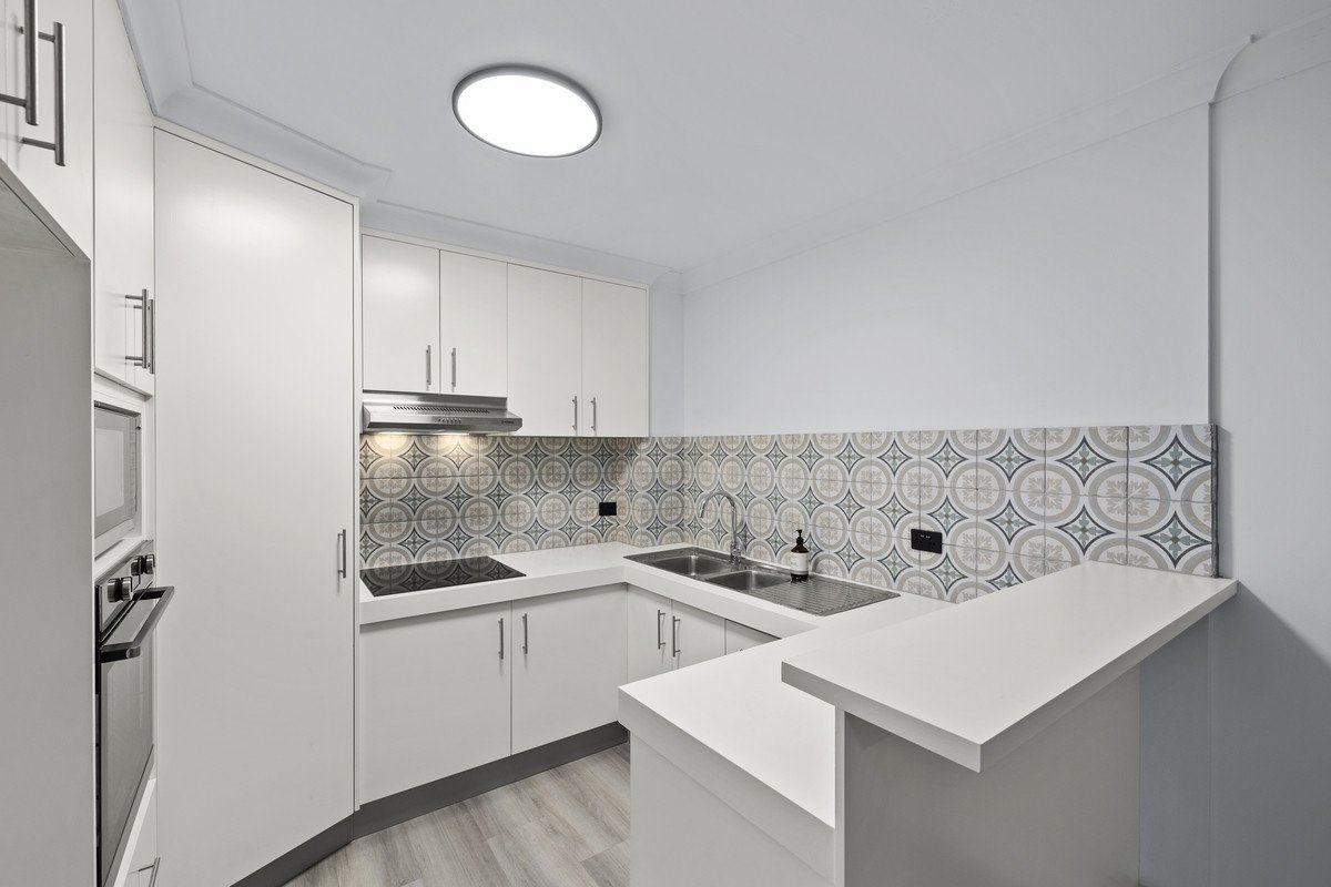 3/29a Burleigh Street Burleigh Heads 2