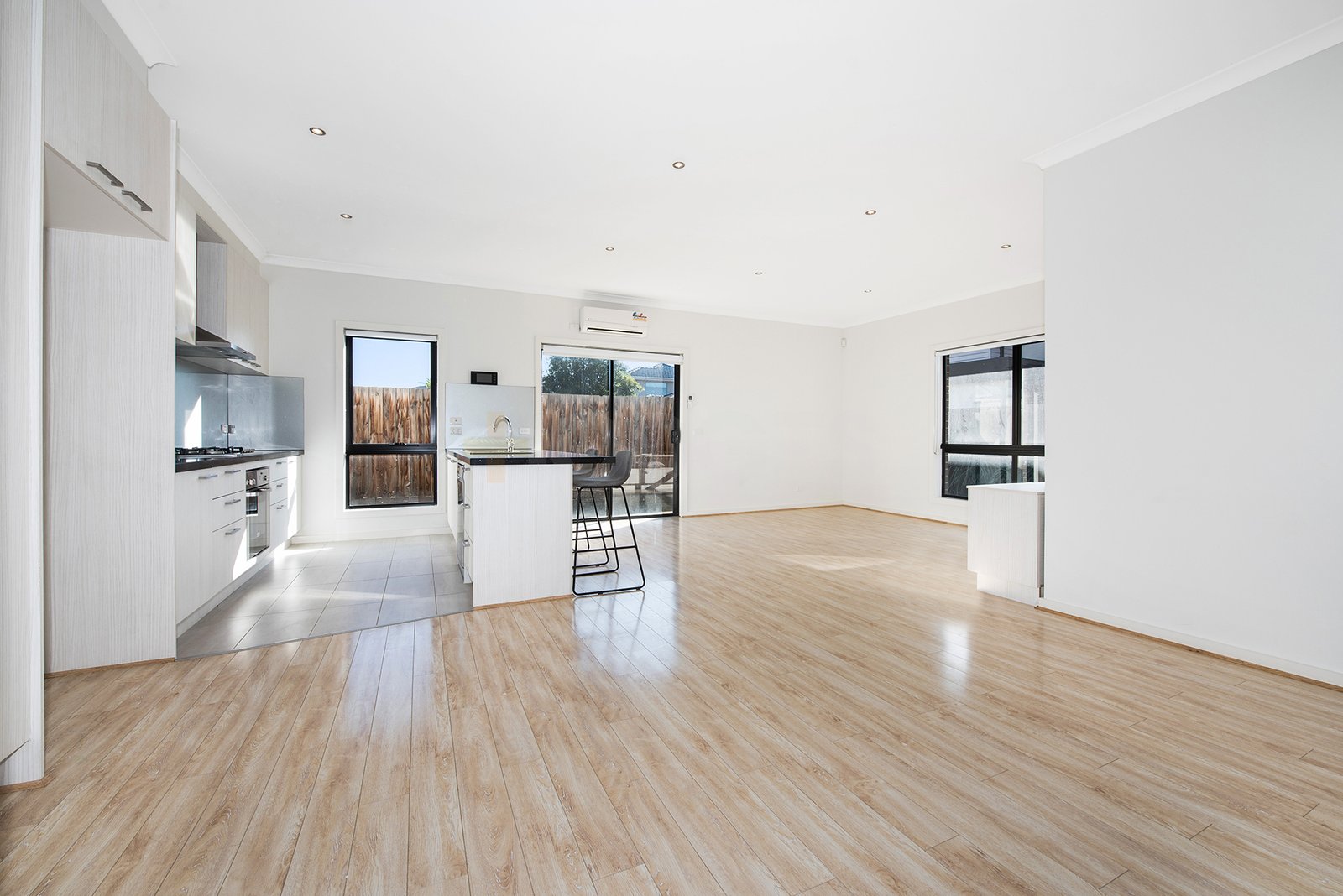 Gallery: 32A Castley Crescent