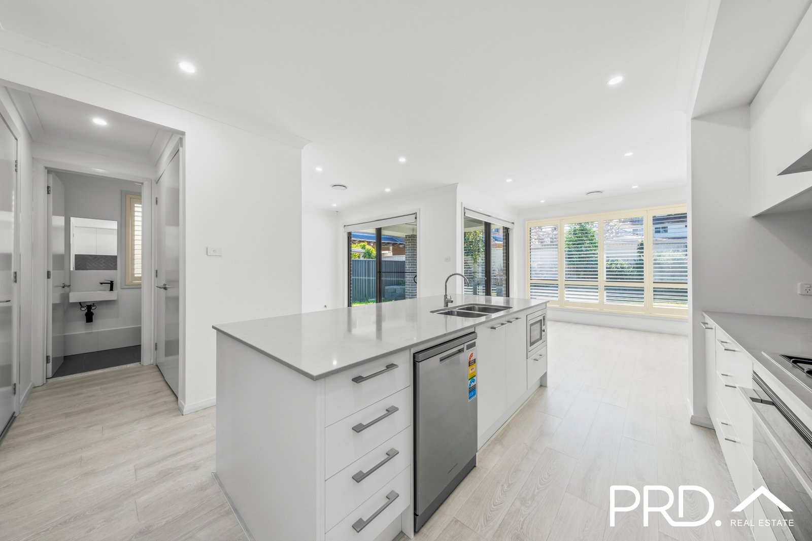 32a Dove Street REVESBY 4