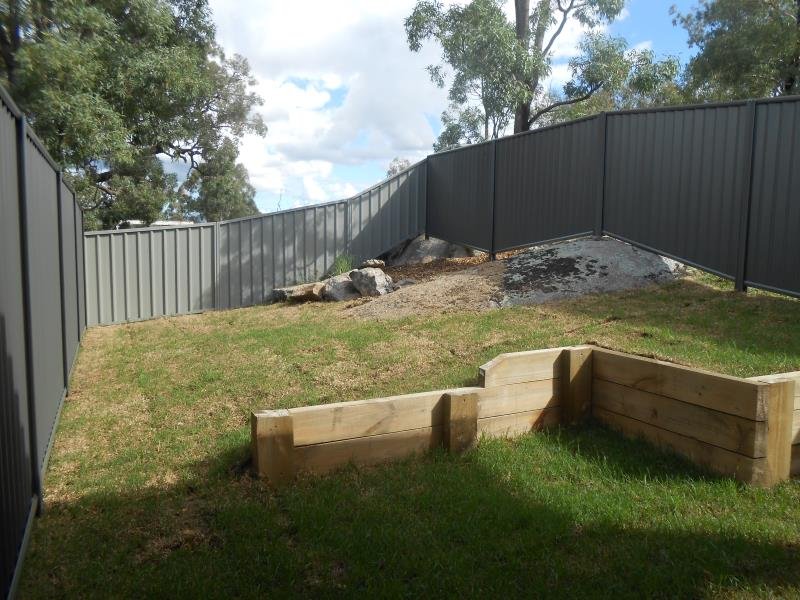 32a Leonora Crescent TAMWORTH 7