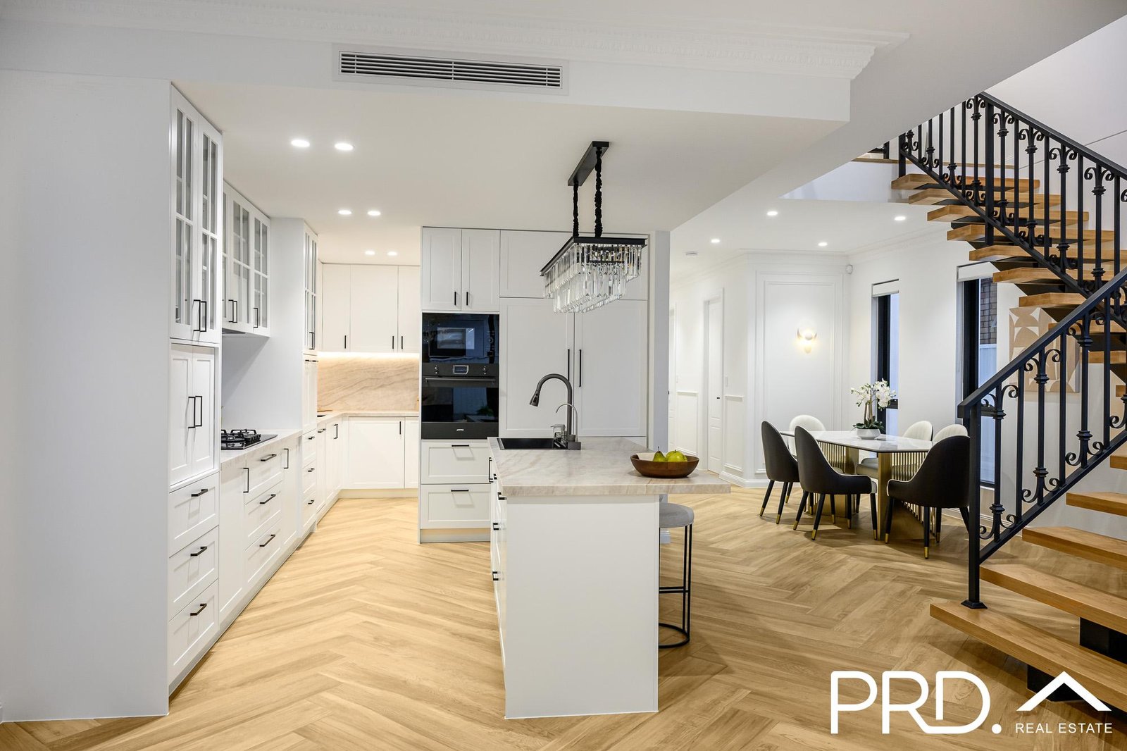 32a Monie Avenue EAST HILLS 5