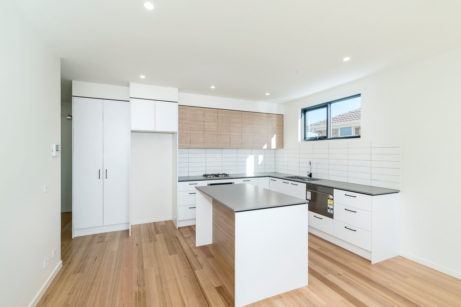 Gallery: 3/2a Newberry Avenue
