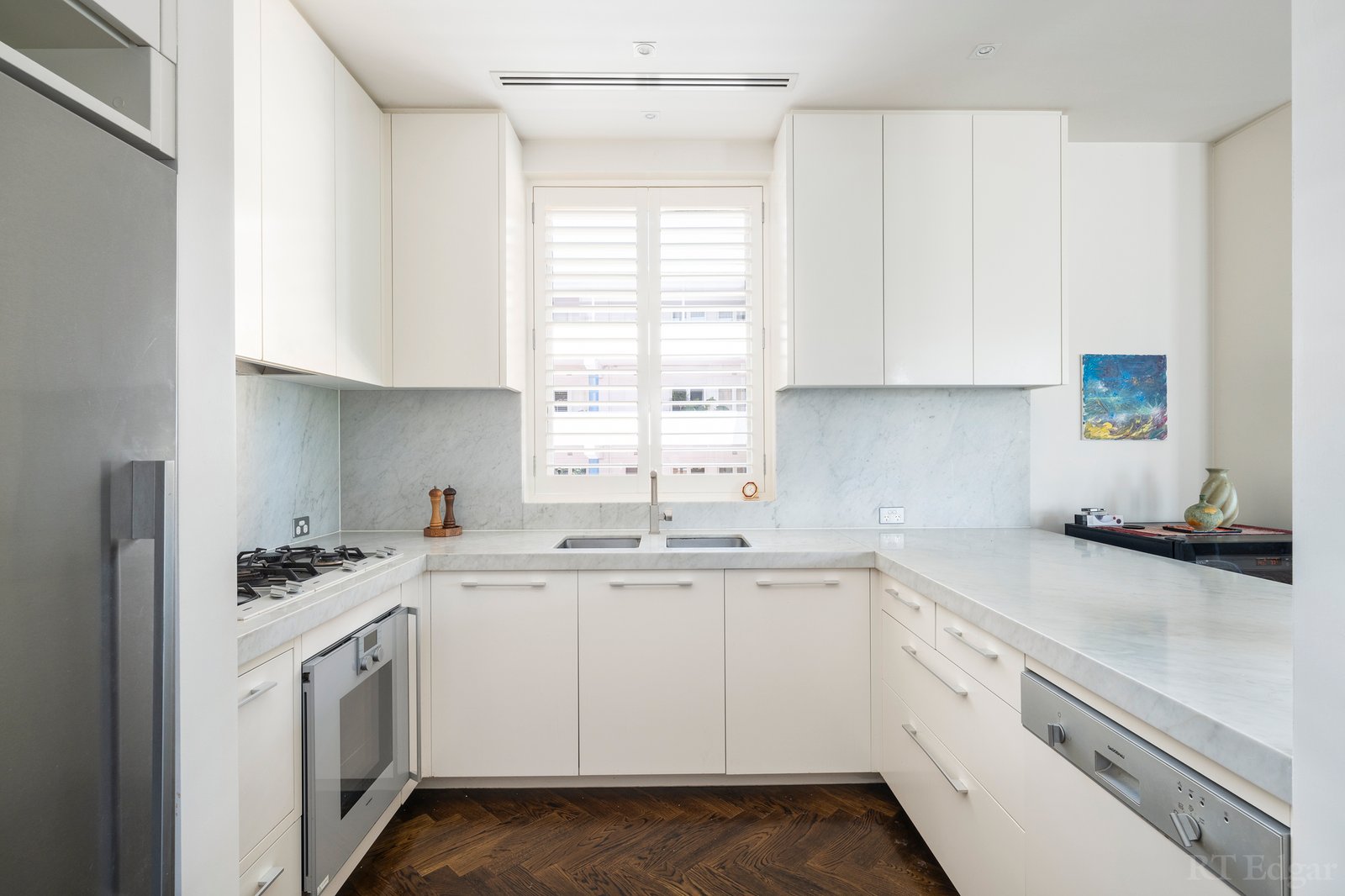 Real Estate and Property in 3/2A Ormsby Grove, Toorak, VIC