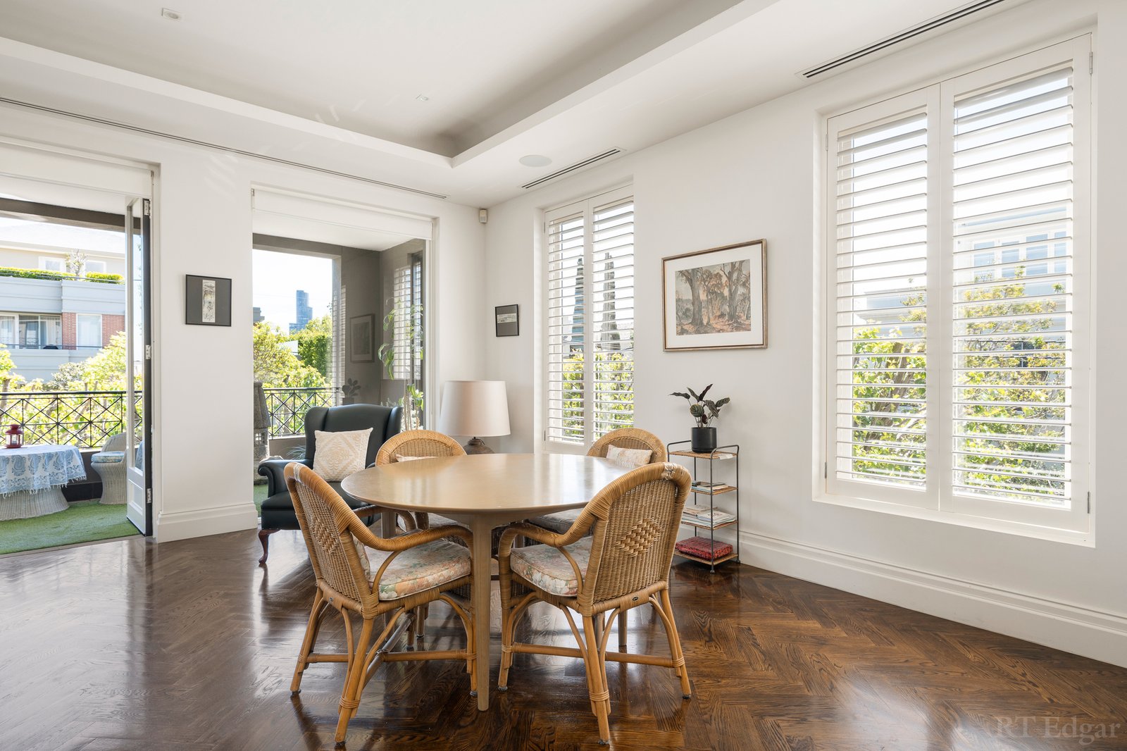 Real Estate and Property in 3/2A Ormsby Grove, Toorak, VIC