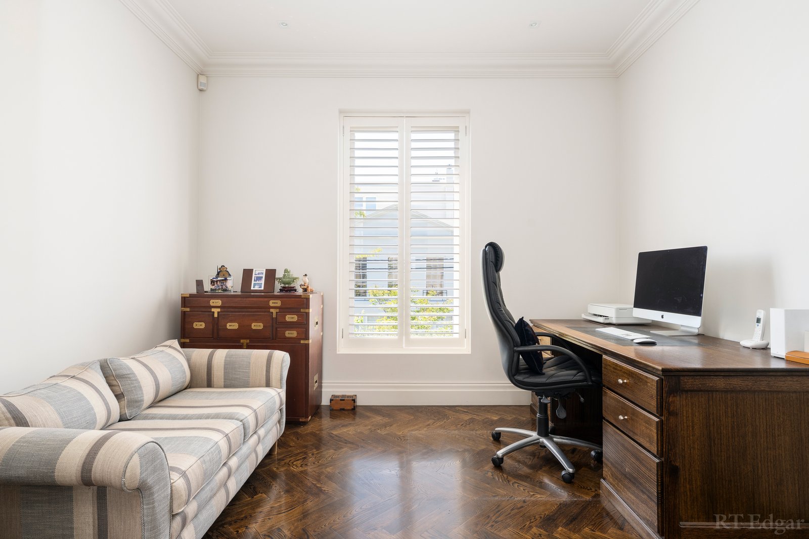 Real Estate and Property in 3/2A Ormsby Grove, Toorak, VIC