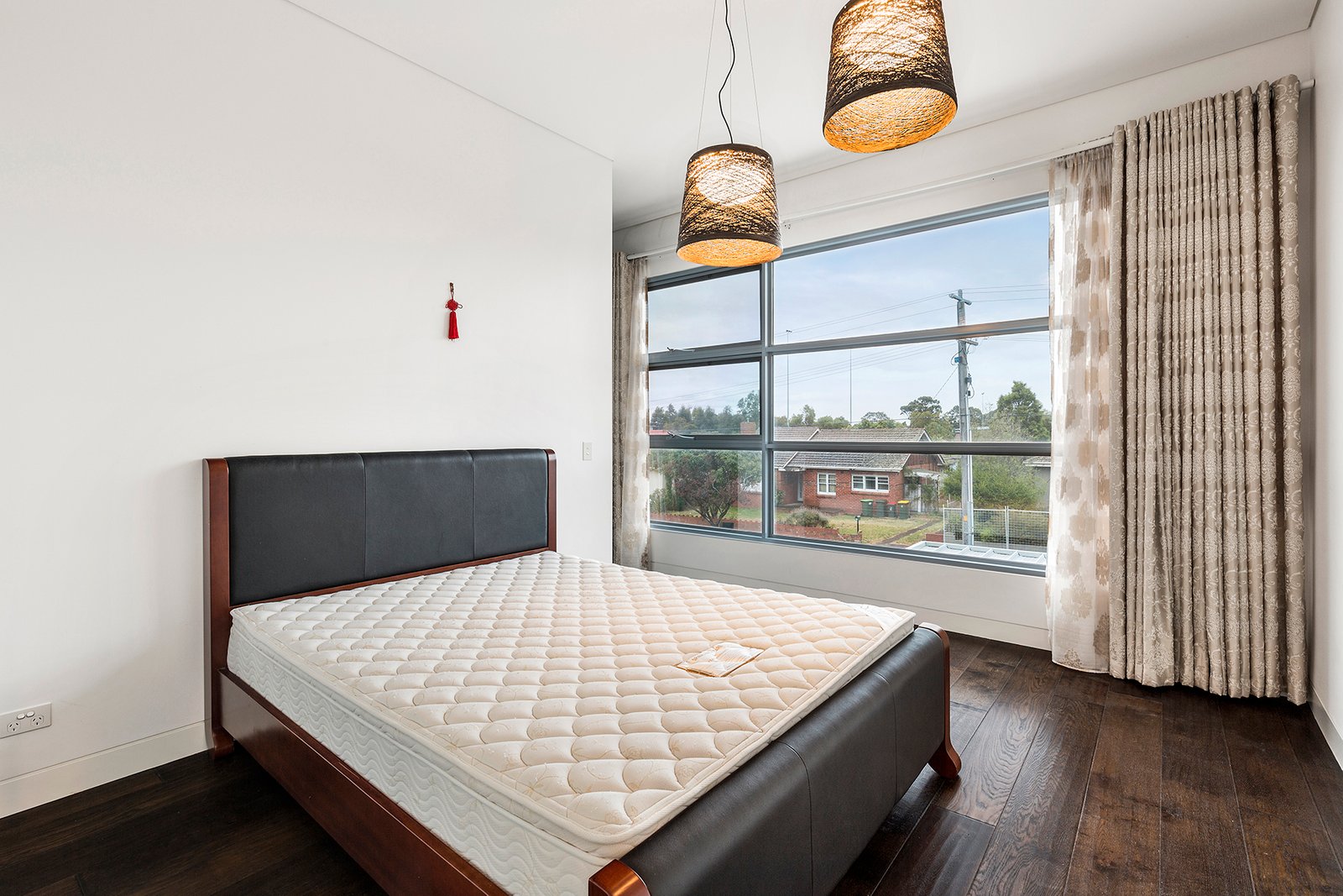 Gallery: 32A St James Avenue