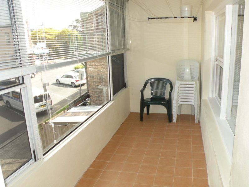 3/2A Winchester Street CARLTON 5