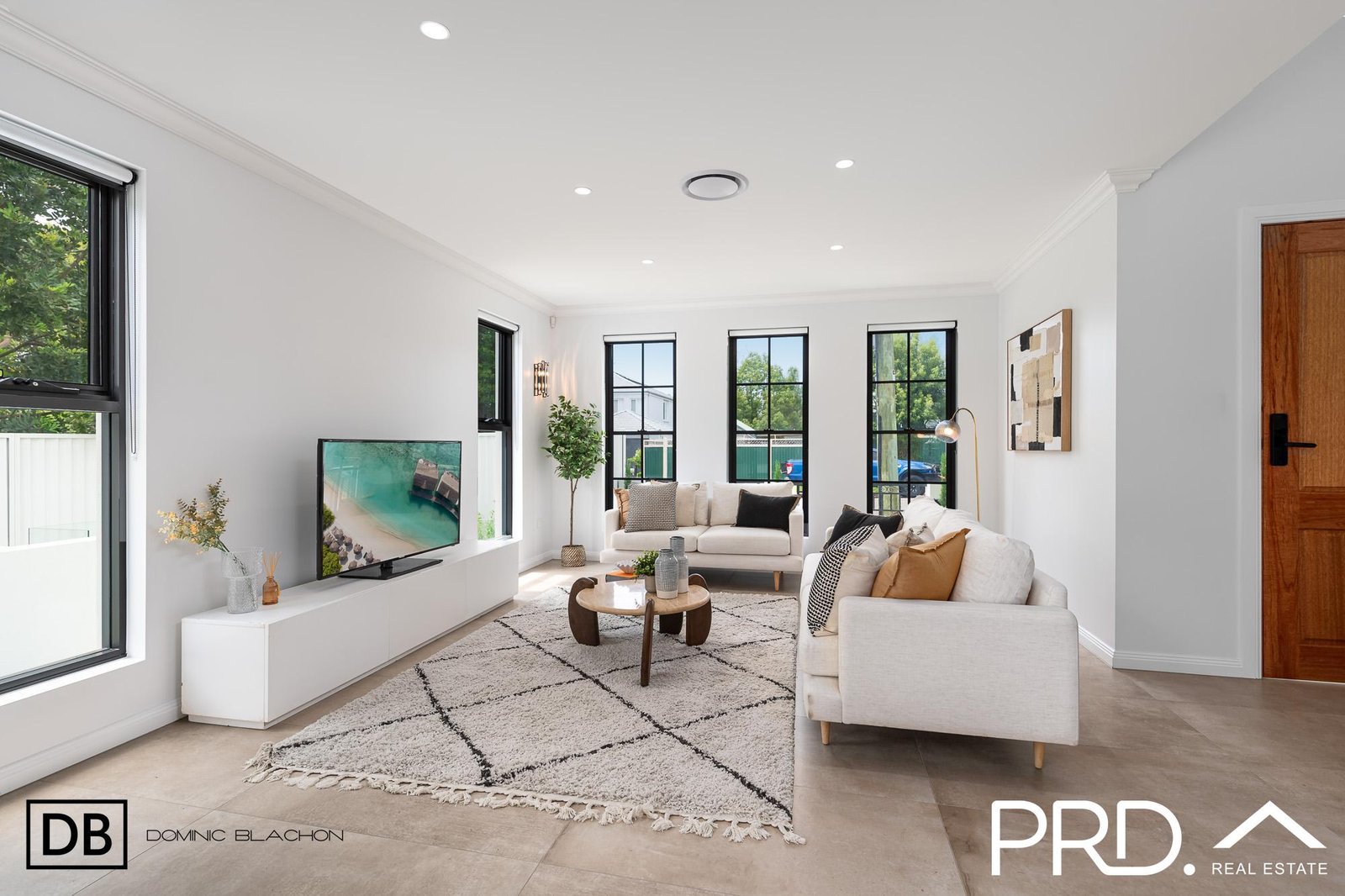 32b Anderson Ave  PANANIA 4