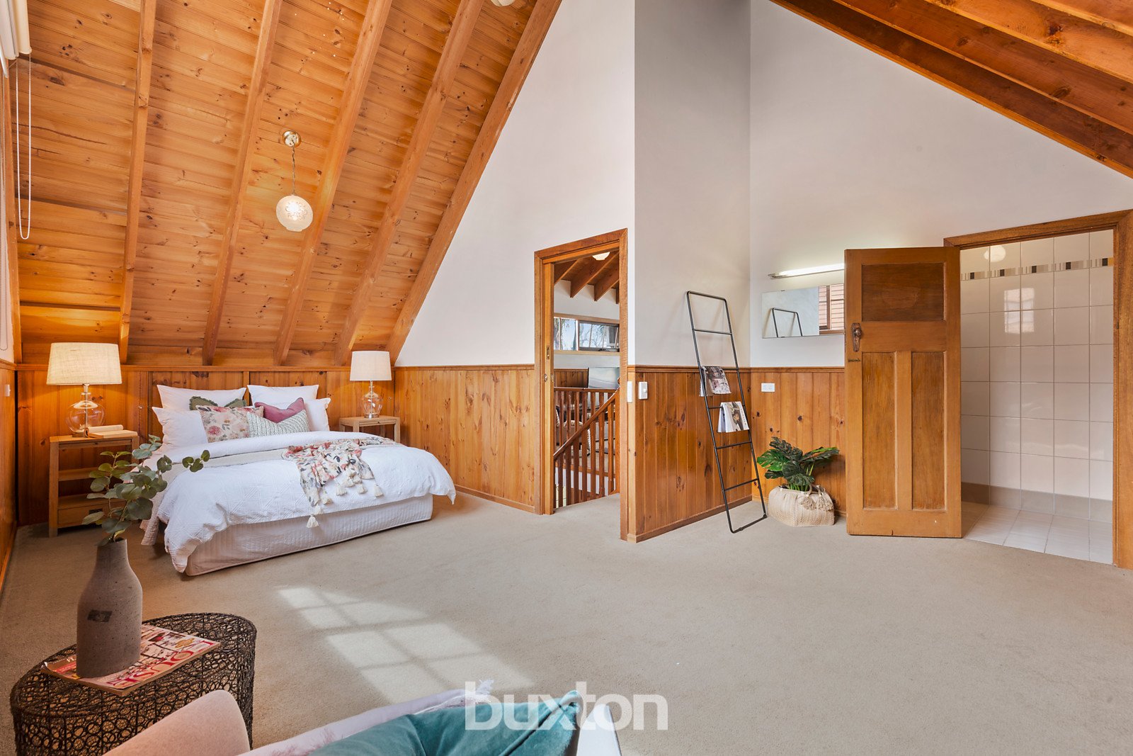 Gallery: 32b Mascot Avenue