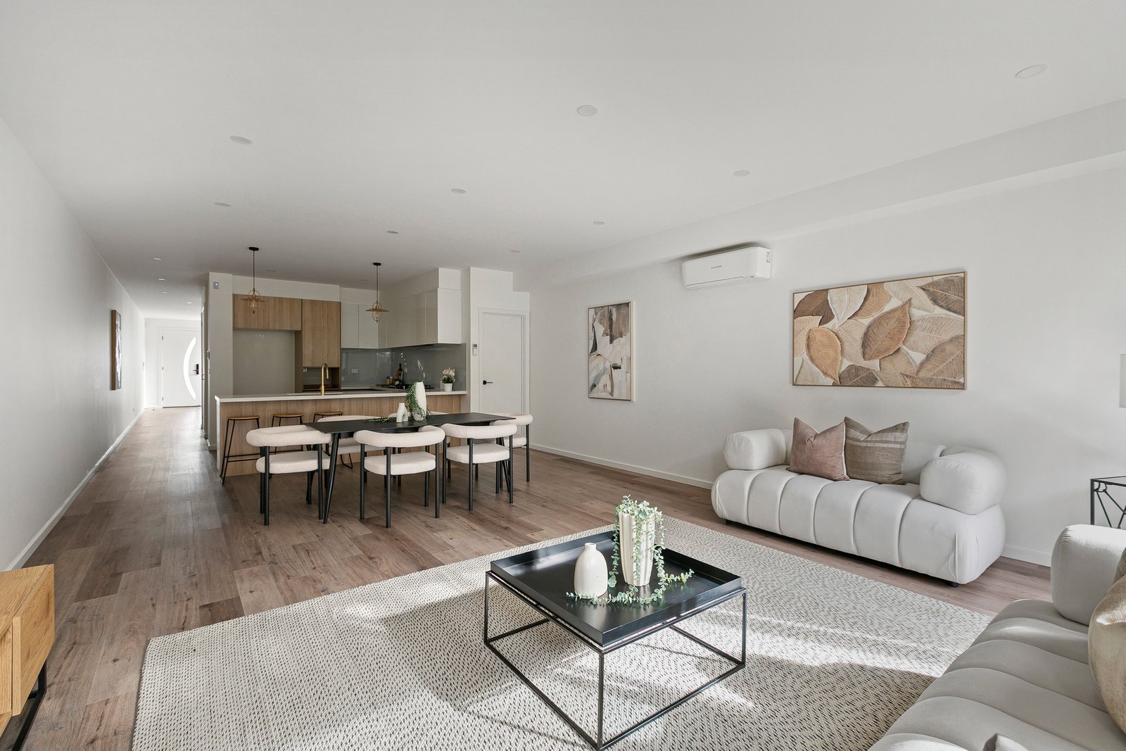 Gallery: 32B Wellington Street