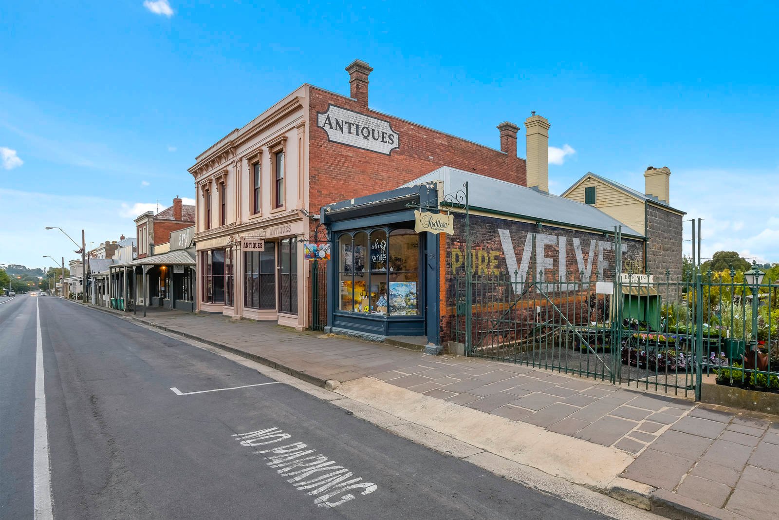 Real Estate and Property in 33-35 Piper Street, Kyneton, VIC