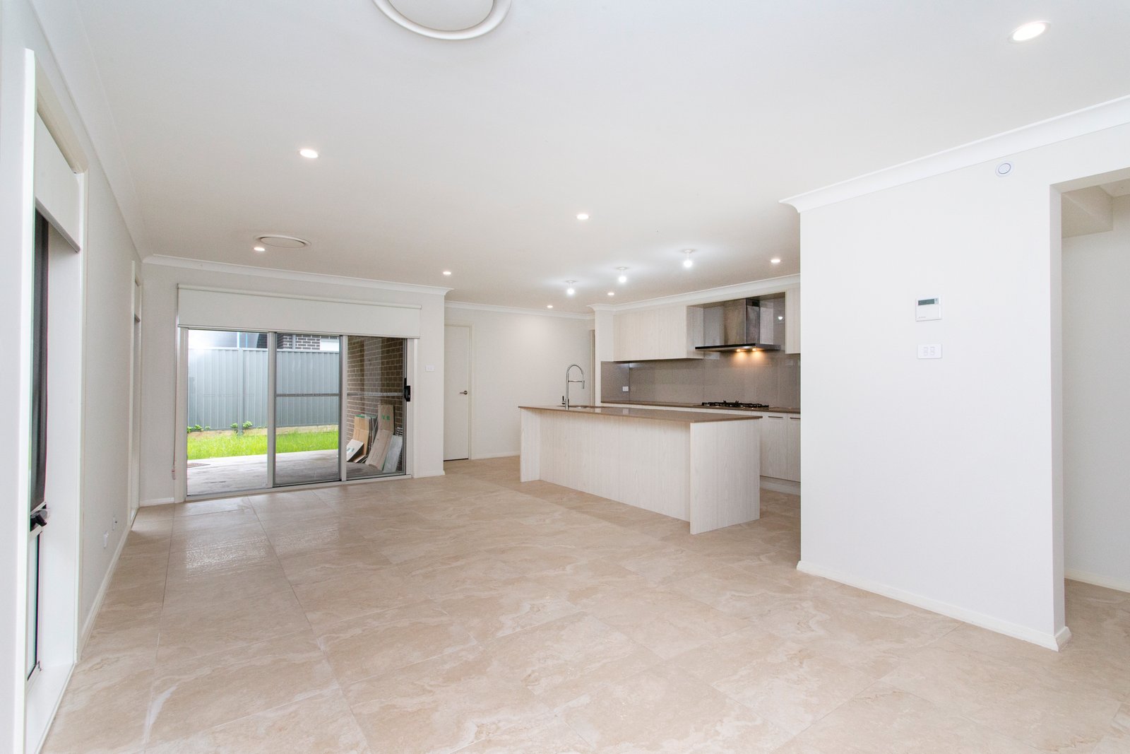 33 Academy Street JORDAN SPRINGS 6