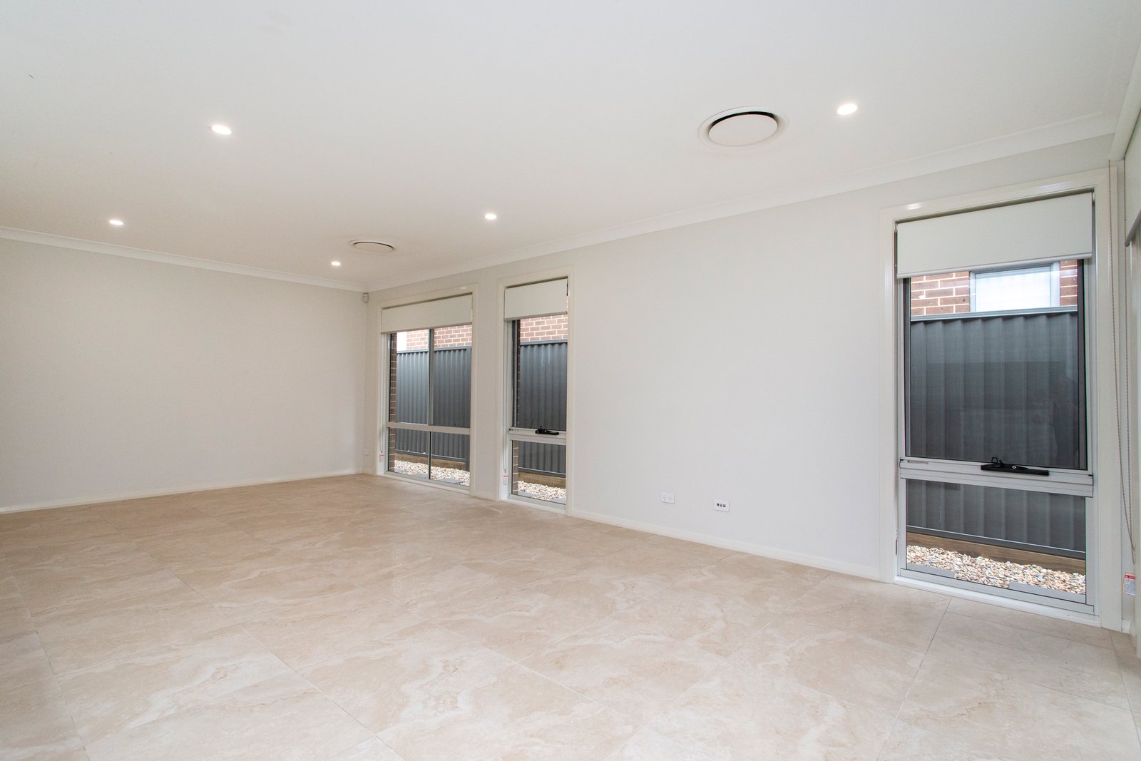 33 Academy Street JORDAN SPRINGS 7