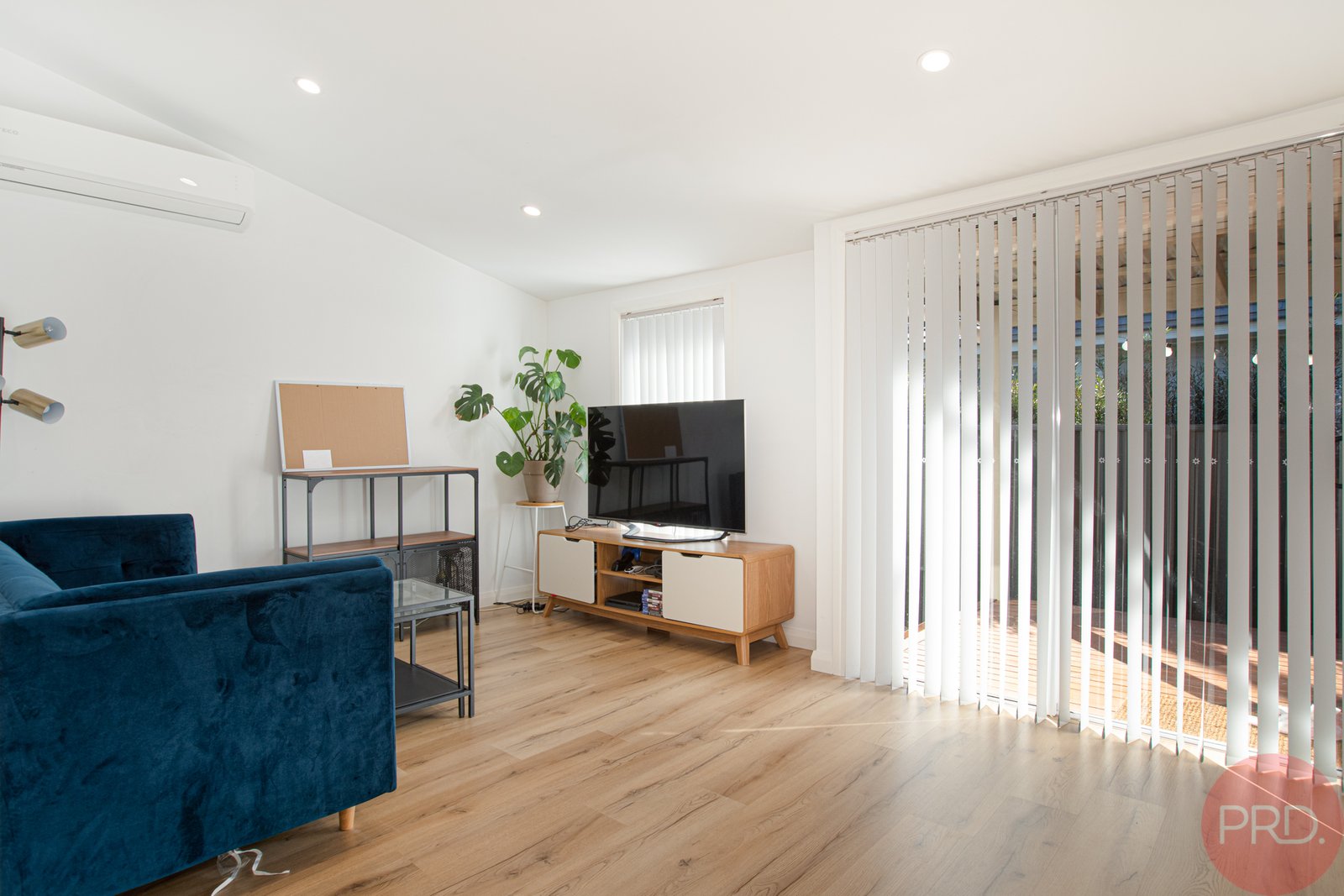 33 Addison Street BERESFIELD 2