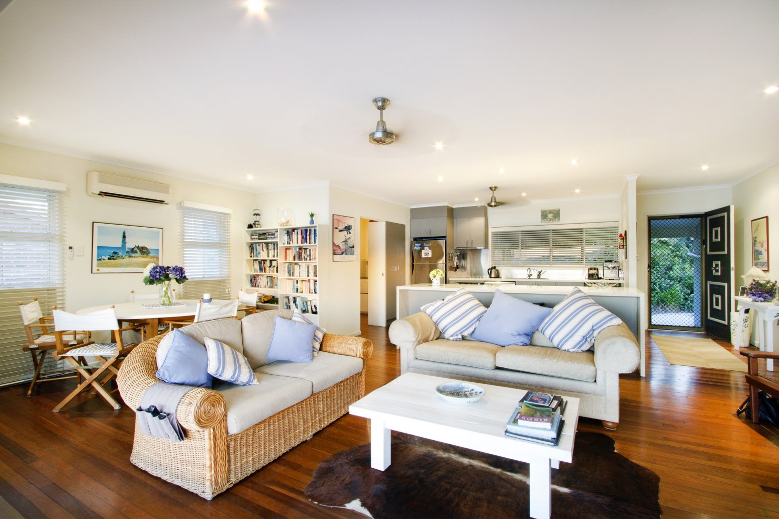 33 Airlie Crescent AIRLIE BEACH 7