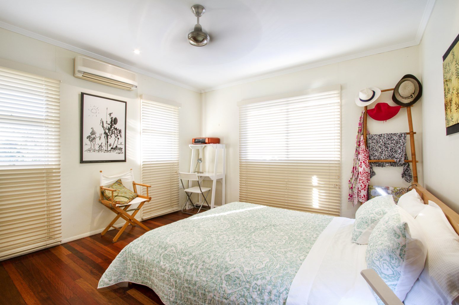 33 Airlie Crescent AIRLIE BEACH 13