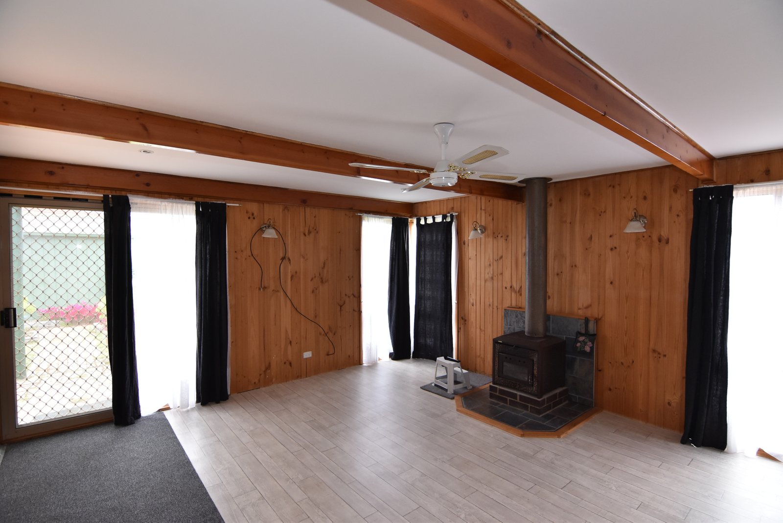 Gallery: 33 Aldershot Road