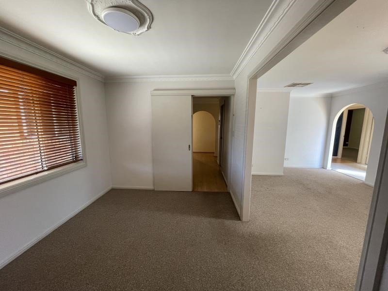 33 Allawah Street TAMWORTH 4