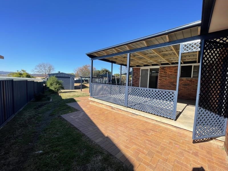 33 Allawah Street TAMWORTH 6
