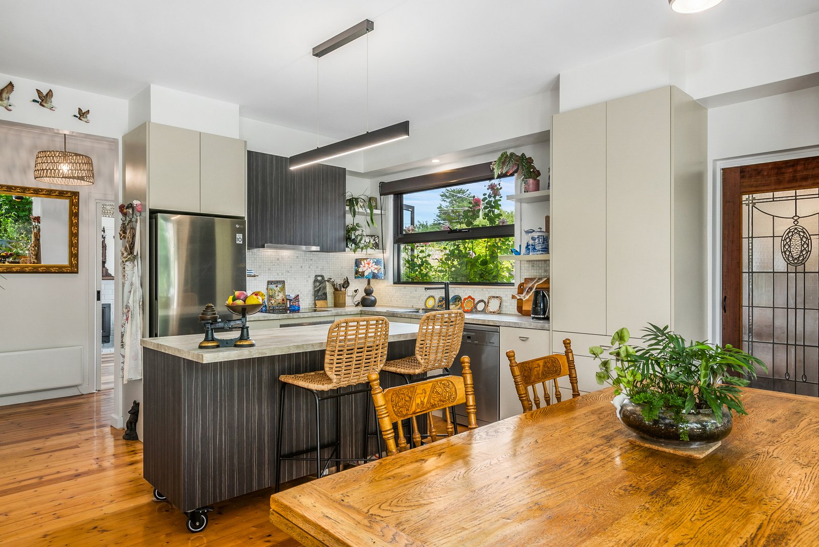 Real Estate and Property in 33 Anslow Street, Woodend, VIC