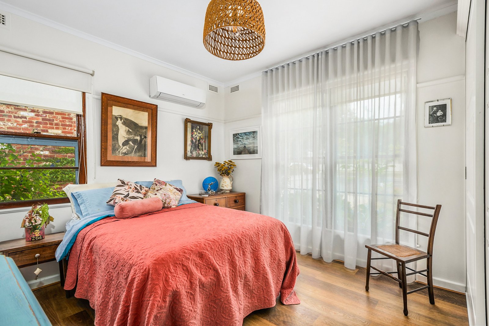 Real Estate and Property in 33 Anslow Street, Woodend, VIC