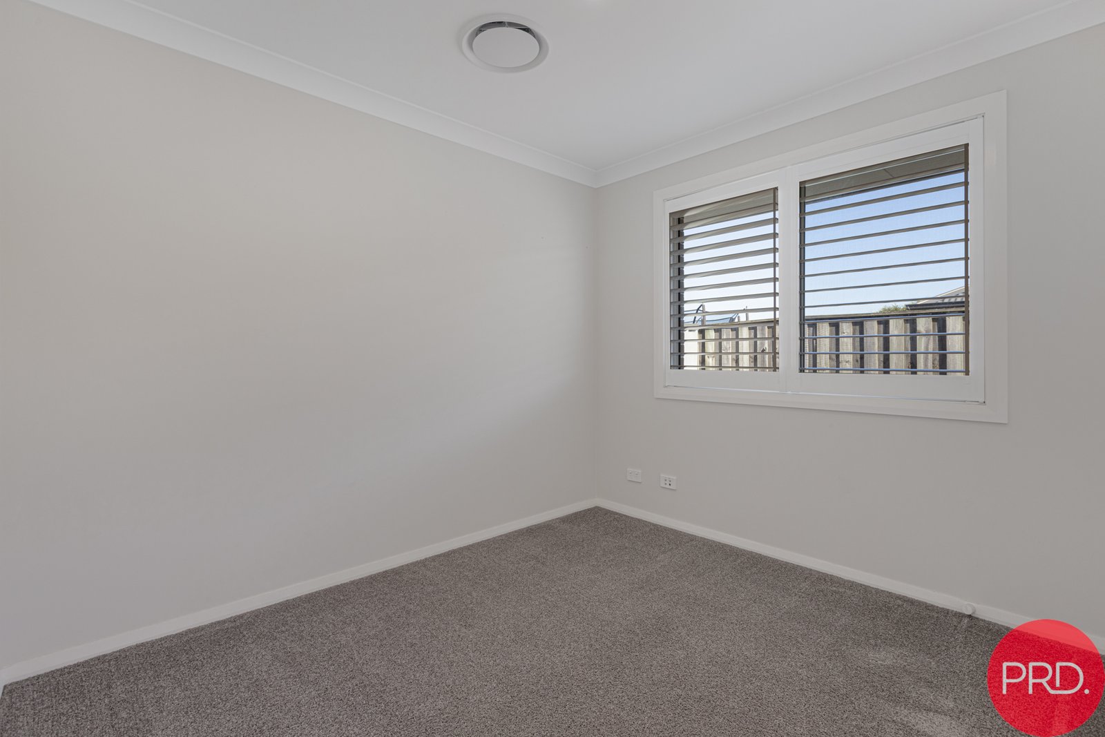 33 Arrowtail Street CHISHOLM 12