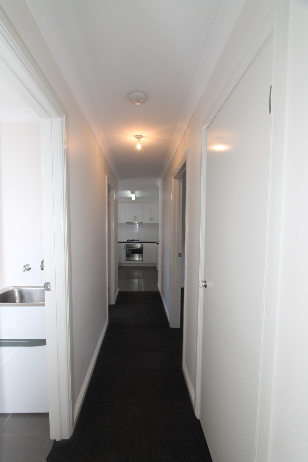 33 Ashwood Gardens MINERS REST 5