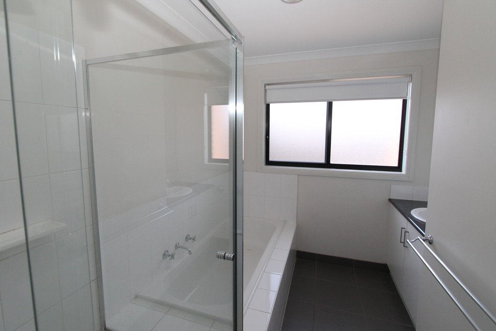 33 Ashwood Gardens MINERS REST 6