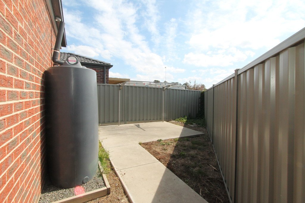 33 Ashwood Gardens MINERS REST 11