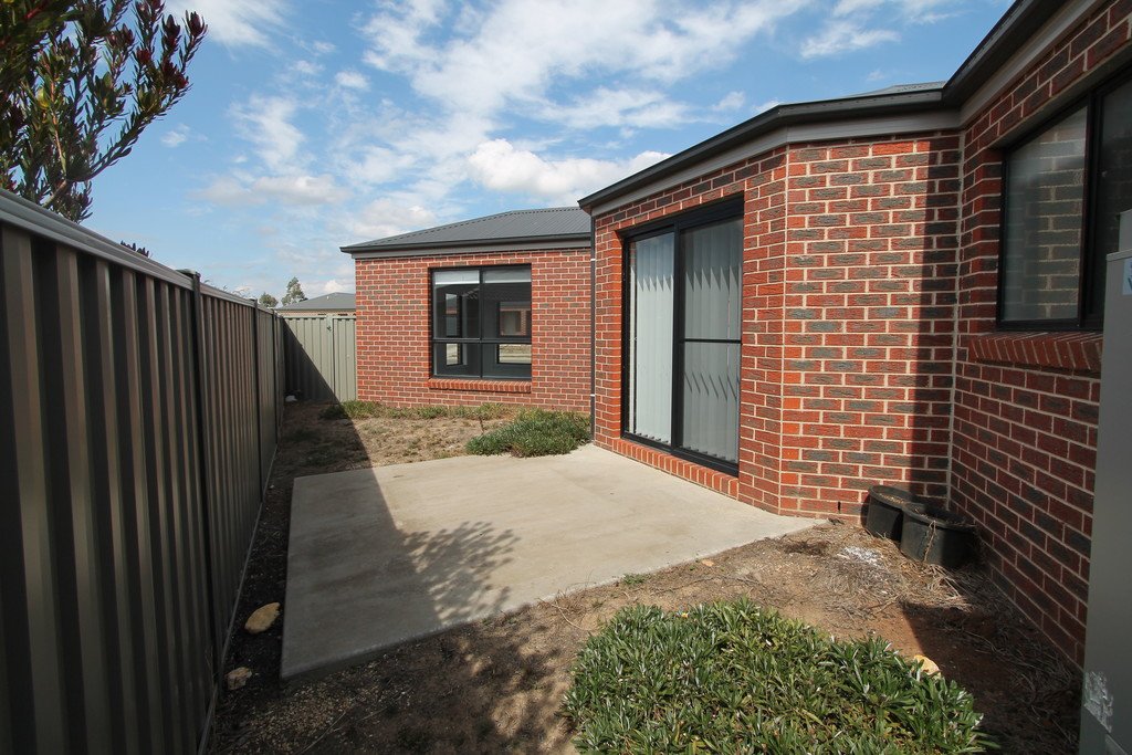 33 Ashwood Gardens MINERS REST 12