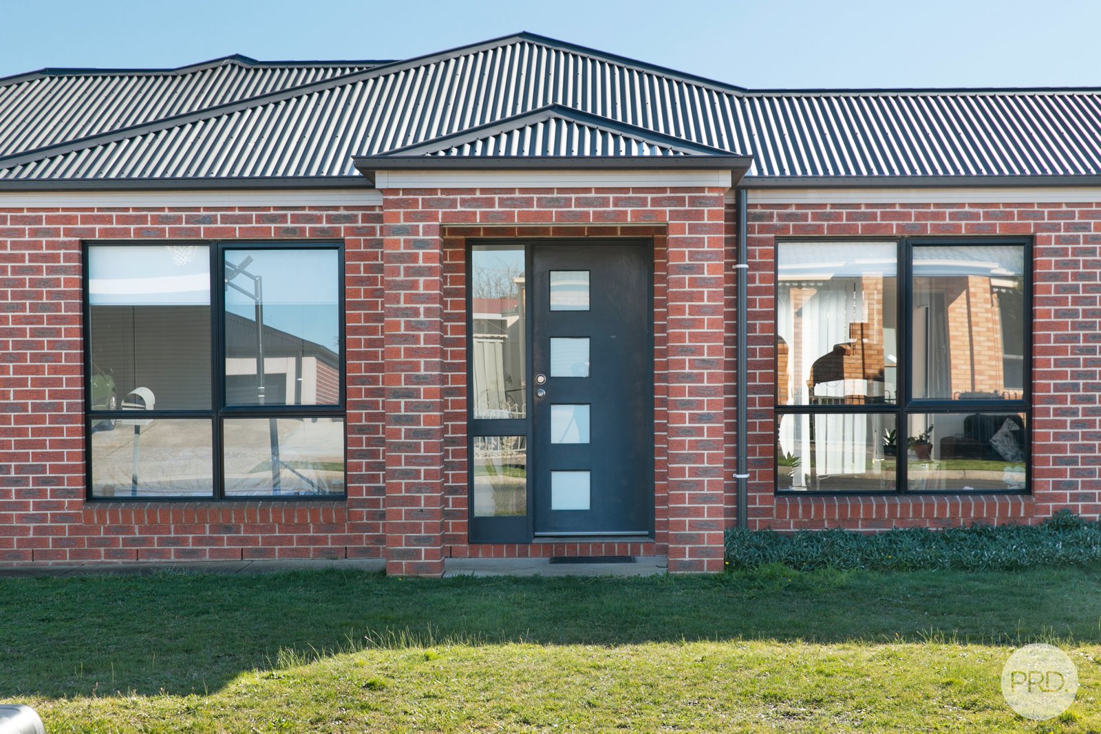 33 Ashwood Gardens MITCHELL PARK 2