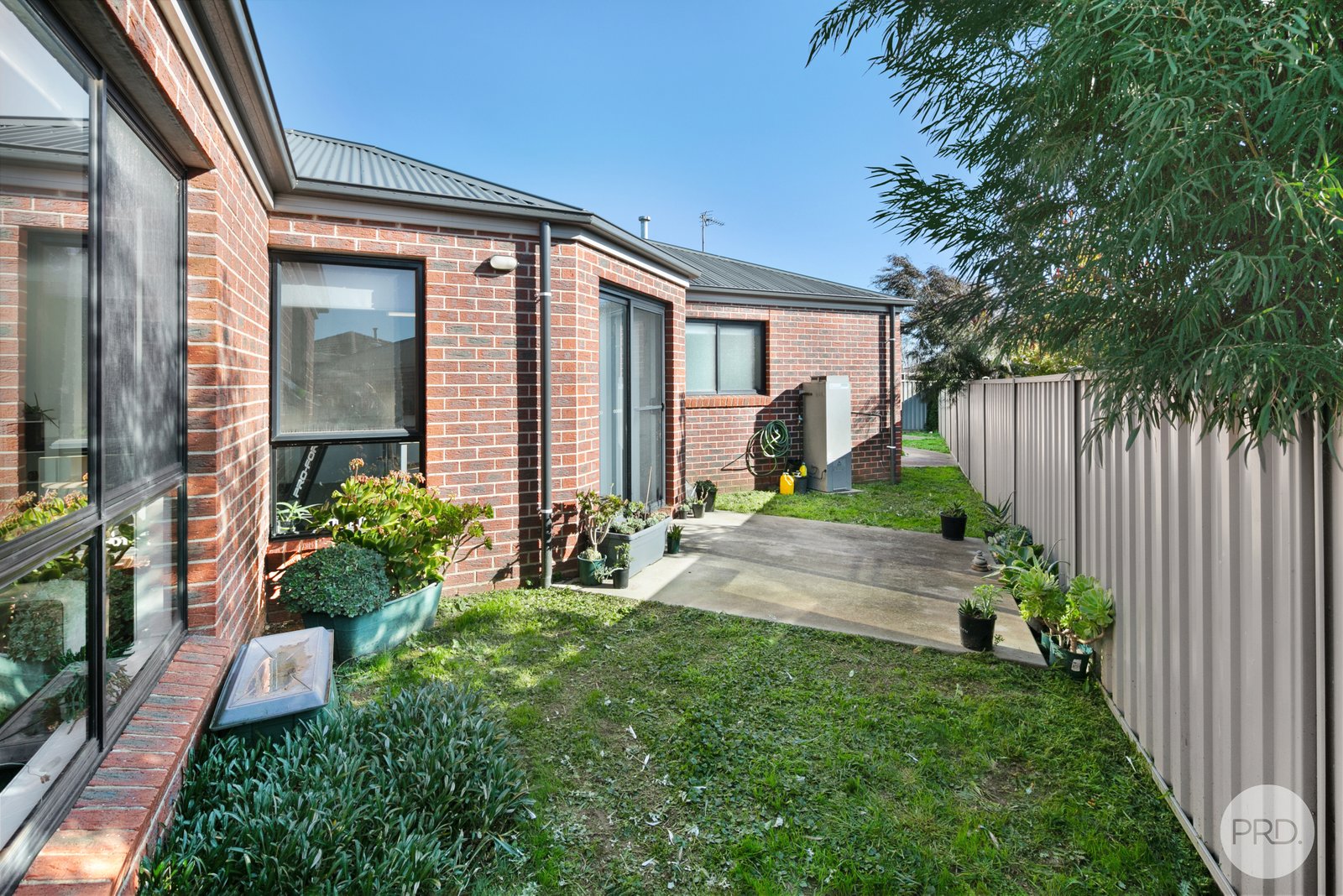33 Ashwood Gardens MITCHELL PARK 15