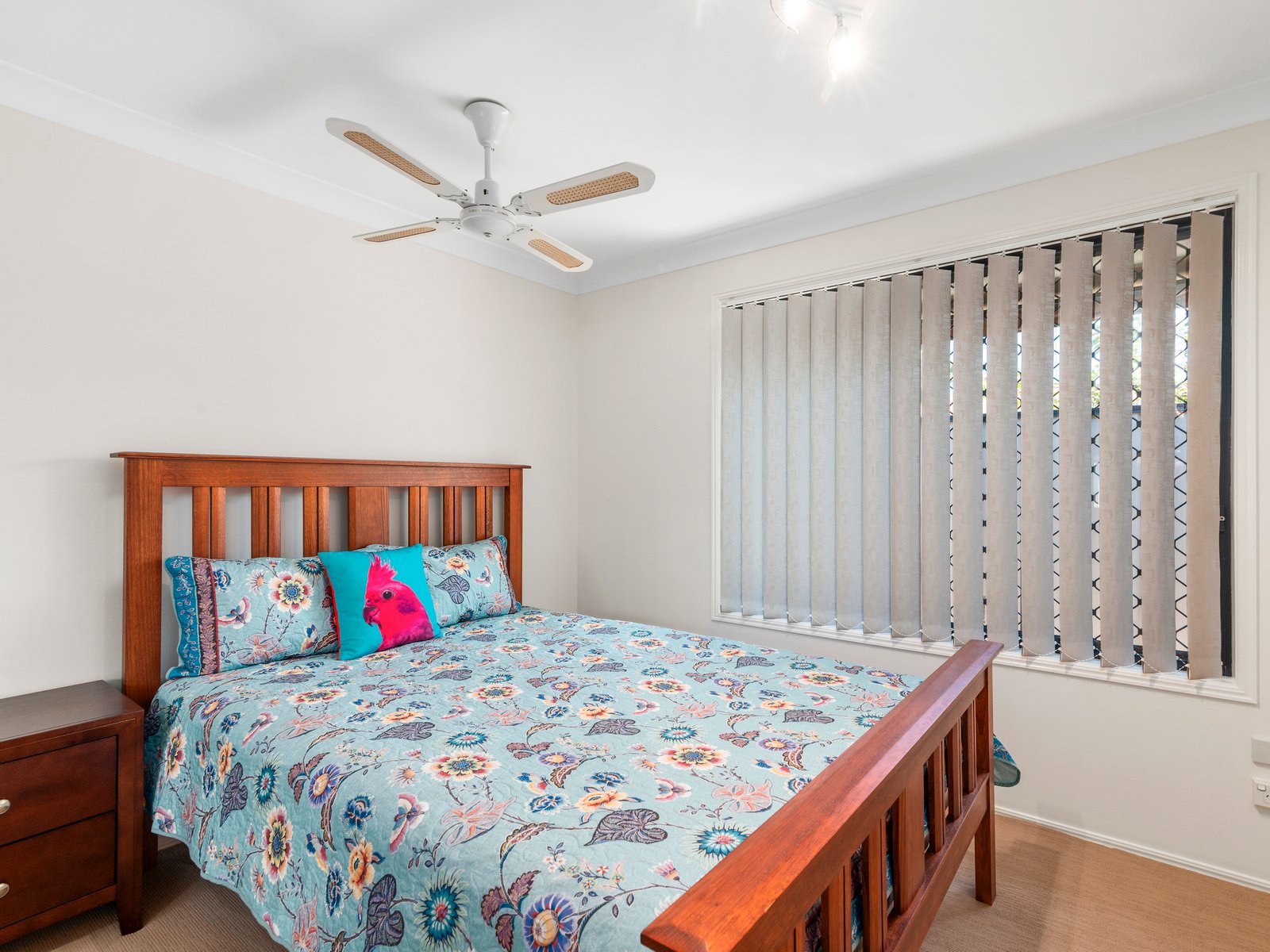 33 Avocado Street ELANORA 8