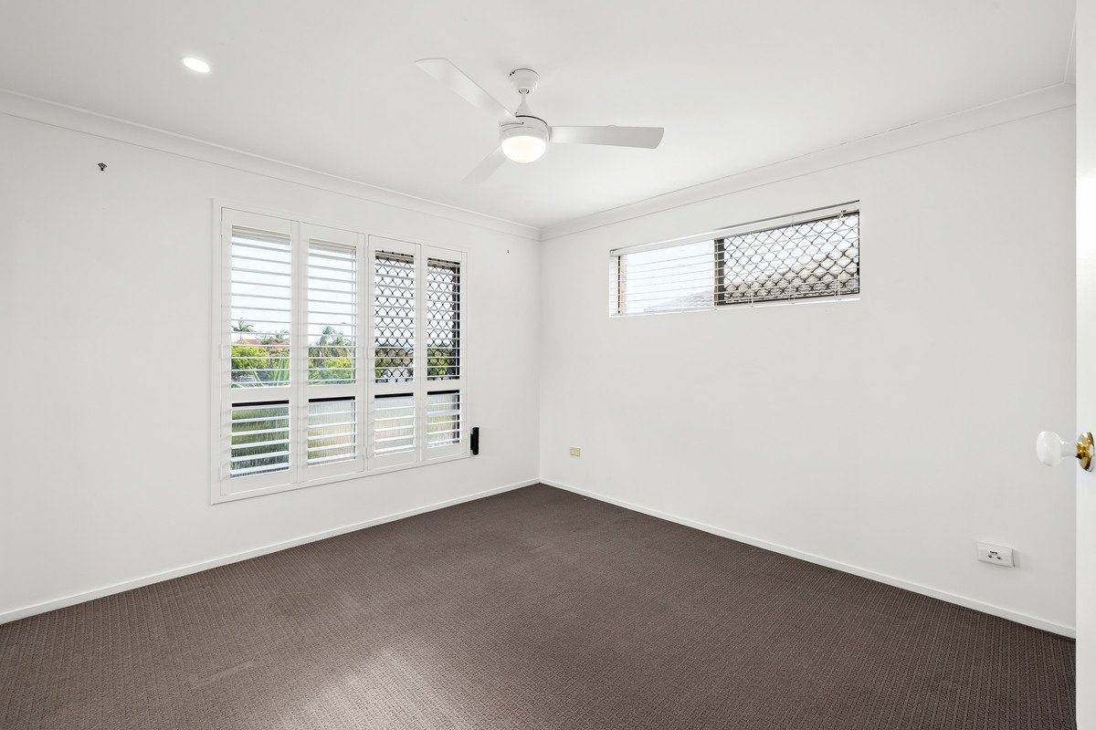 3/3 Barbet Place Burleigh Waters 7