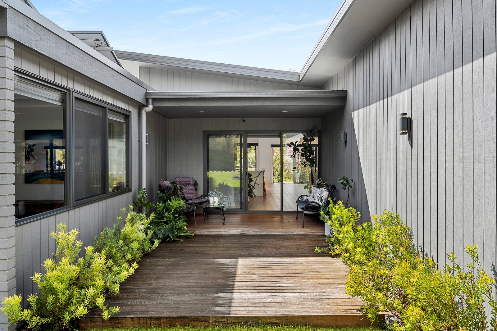 Gallery: 33 Barker Street